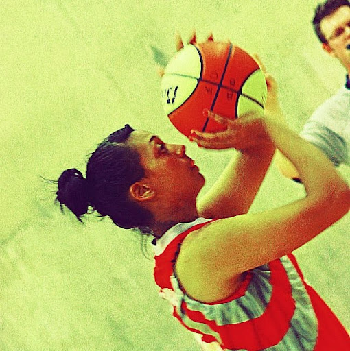 Naomi Turner Photo 6