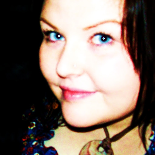 Anne Quinn Photo 26