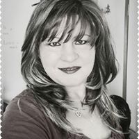 Kelly Fletcher Photo 20