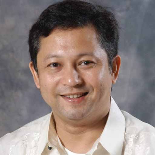 Frederick Robles Photo 19