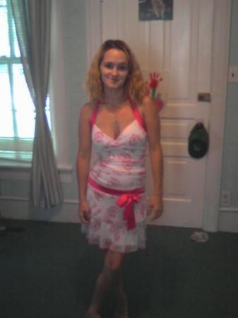 Amy Lincoln Photo 23