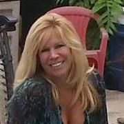 Theresa Chestnut Photo 15