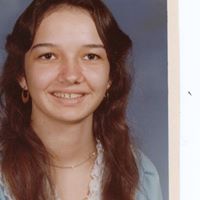 Anita Cochran Photo 33