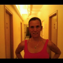 Carolyn Reyes Photo 31