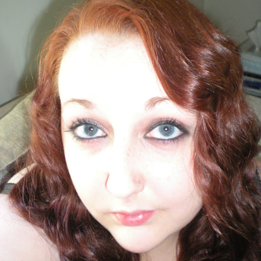 Emily Curtis Photo 21
