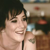 Janelle Rees Photo 17