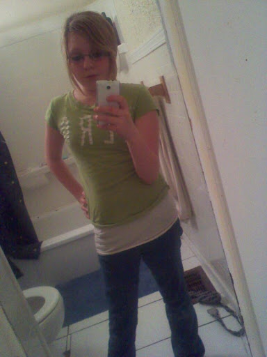 Courtney Larkin Photo 6