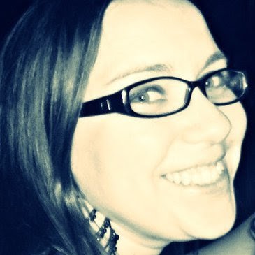 Erin Sinclair Photo 32