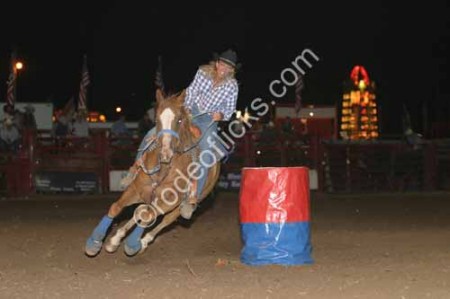 Nicole Lee Photo 20