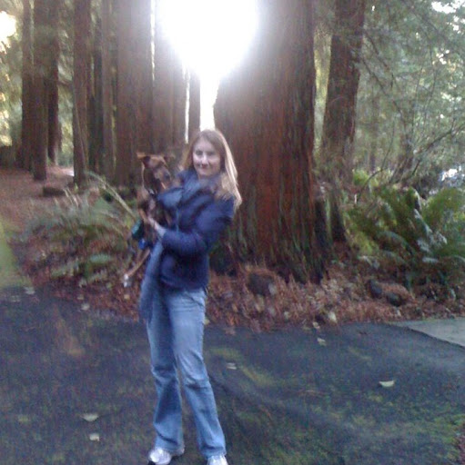 Lynn Ellison Photo 11