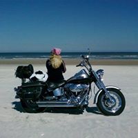 Jennifer Stults Photo 19