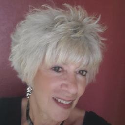 Marcia Stone Photo 33