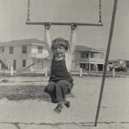 Elizabeth Dunn Photo 30