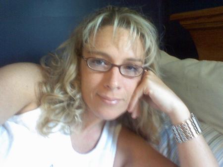Amy Tanner Photo 15
