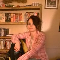 Elizabeth Pace Photo 36