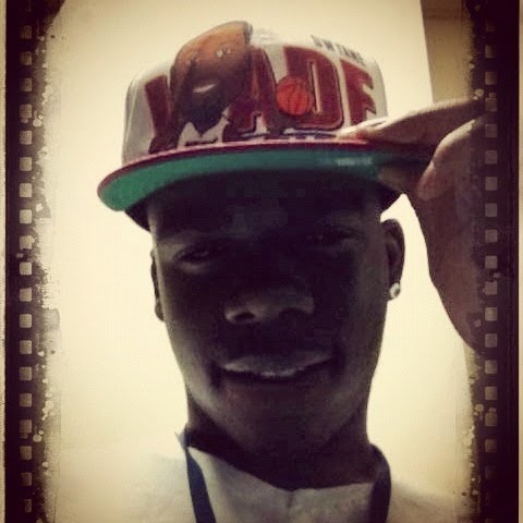 Deandre Robinson Photo 26