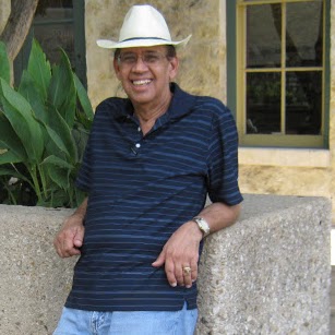 Nelson Velazquez Photo 35