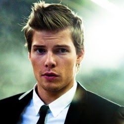 Hunter Parrish Photo 7