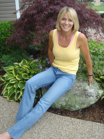 Ruth Miller Photo 40