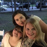 Paula Russell Photo 35