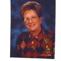 Carolyn Thomas Photo 14