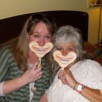 Linda Claussen Photo 11