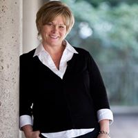 Paula Harker Photo 4