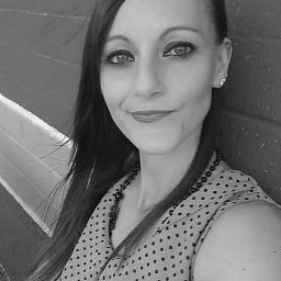 Suzanne Moore Photo 1