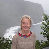 Deborah Hyland Photo 8