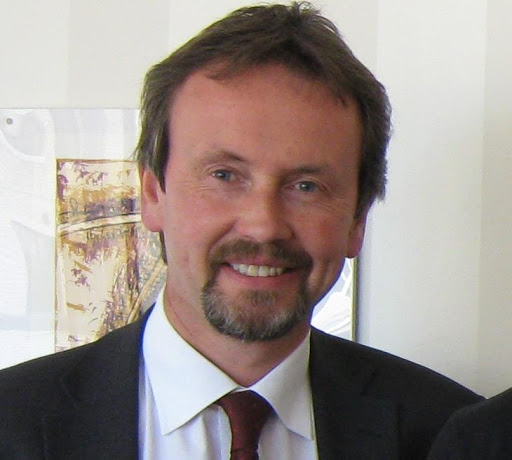 Robin Dutton Photo 29
