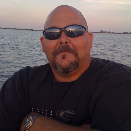 Robert Gilliam Photo 13