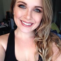 Olivia Phillips Photo 22