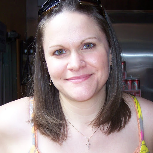 Erin Mitchell Photo 25