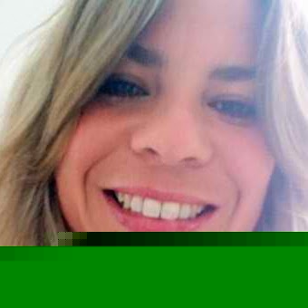 Julie Fernandez Photo 41