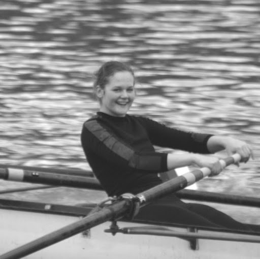 Anna Saunders Photo 32