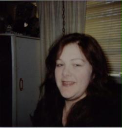 Toni Henderson Photo 20