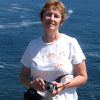 Linda Petersen Photo 34