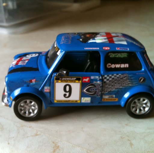 Mark Cowan Photo 32