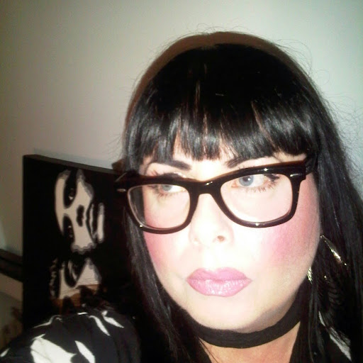 Joanne Knowles Photo 30