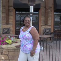 Patricia Singleton Photo 33