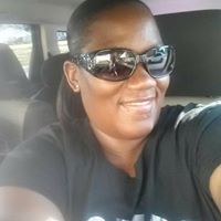Anika Robinson Photo 19