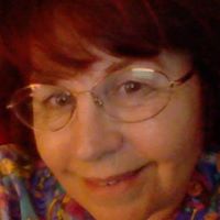 Vicki Levesque Photo 15