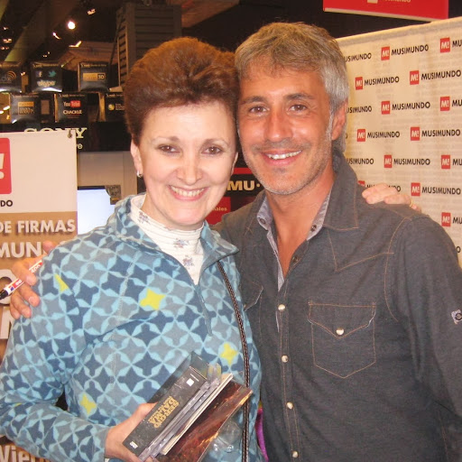 Elizabeth Hafner Photo 3