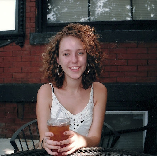 Laura O'Connor Photo 15