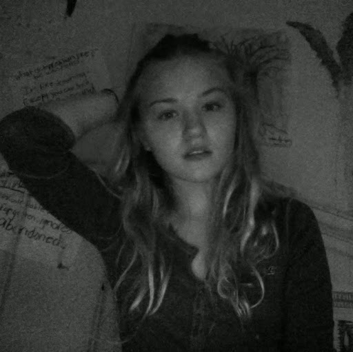 Julia Springer Photo 15