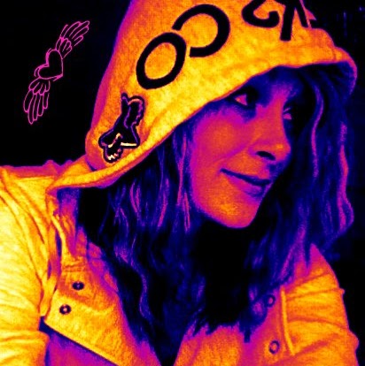 Kristen Connell Photo 17