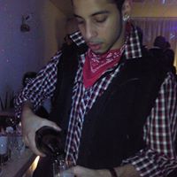 Christopher Holliday Photo 23