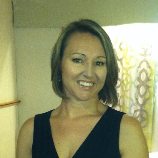 Ann Lyons Photo 19