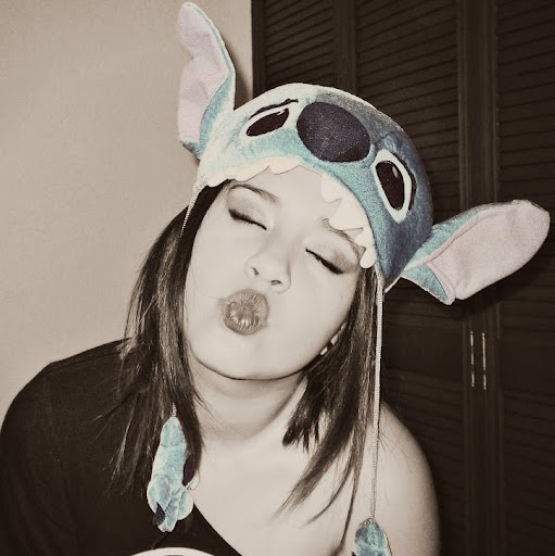 Maria Alfaro Photo 27