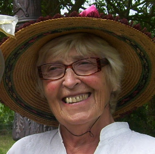 Denise Chevalier Photo 13